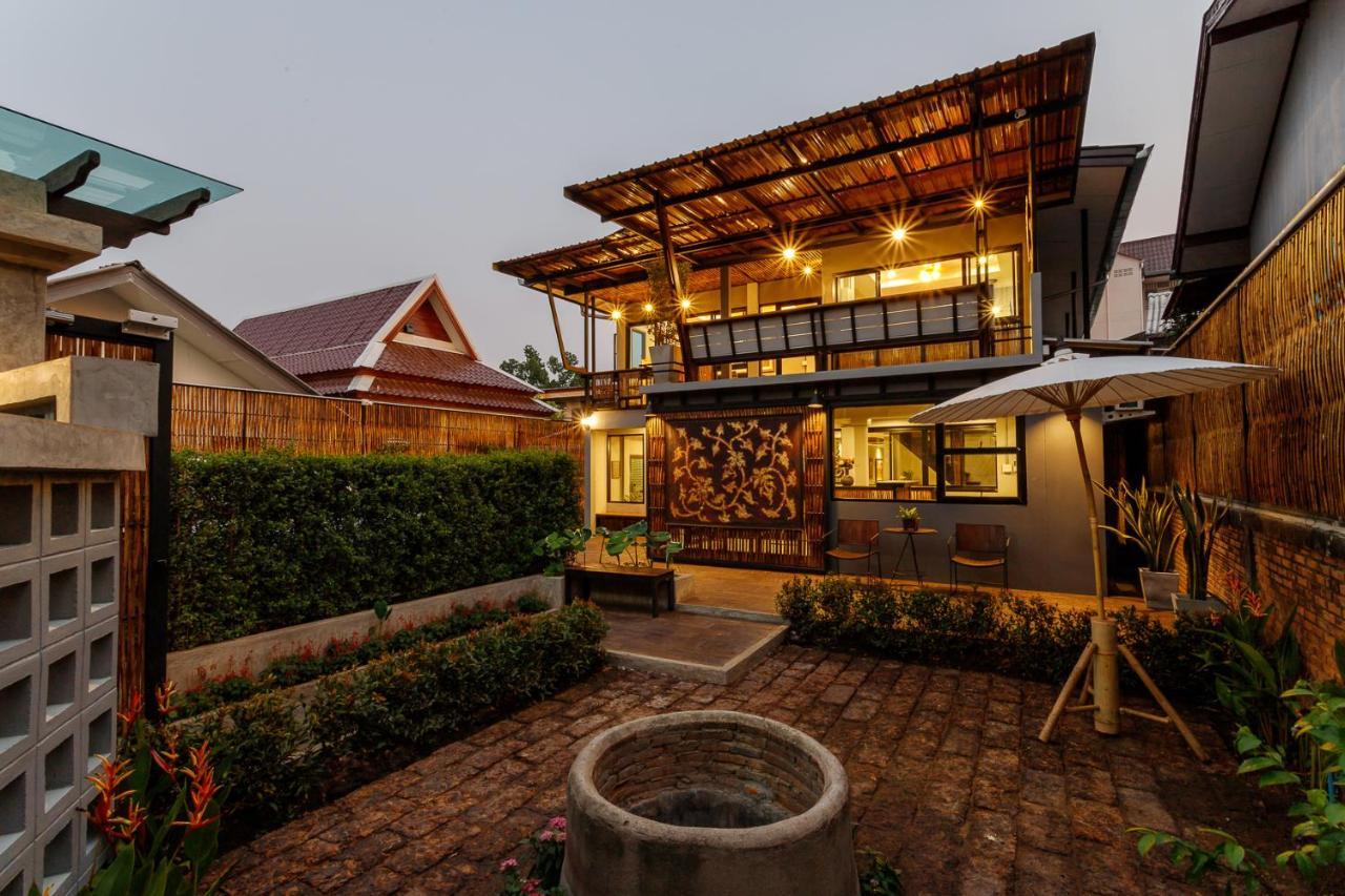 Hostel One Art And Gallery Chiang Mai Exterior photo